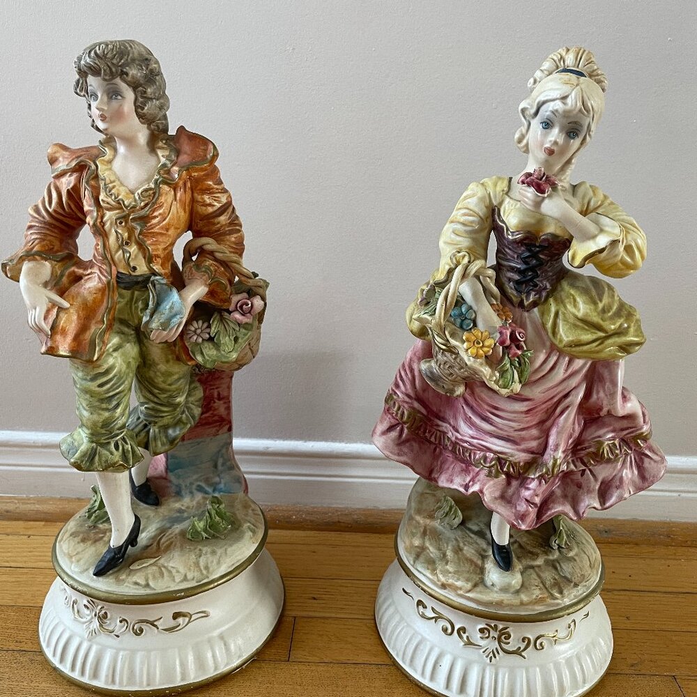 Pair of large CAPODIMONTE Italian figurines, lady and gentleman
